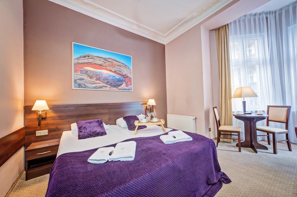 Ttrooms Poznań Exteriör bild
