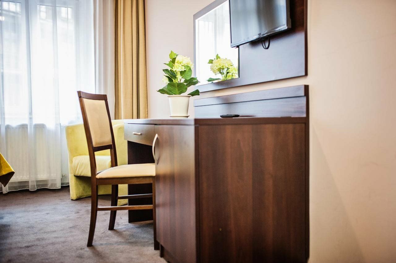 Ttrooms Poznań Exteriör bild